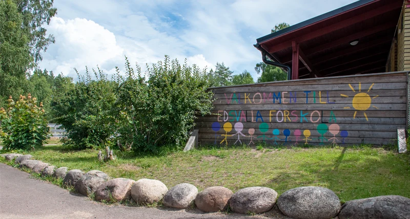Edsvalla förskola trädgård