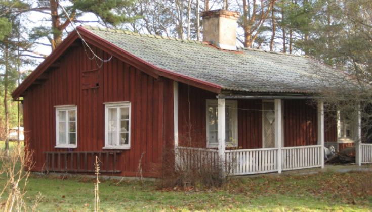 Foto på röd stuga, Fintatorps gård