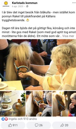 Skärmdump från Karlstads kommuns Facebook-flöde: Ponny besöker boende på trygghetsboende
