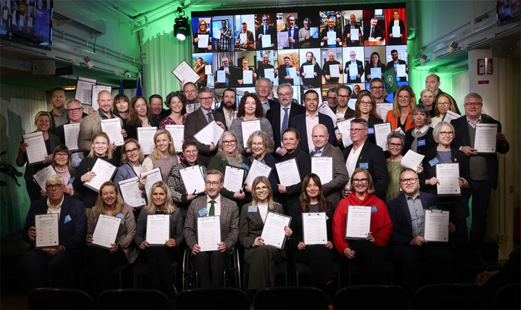 Signering Klimatkontrakt 2030, representanter från 48 städer.