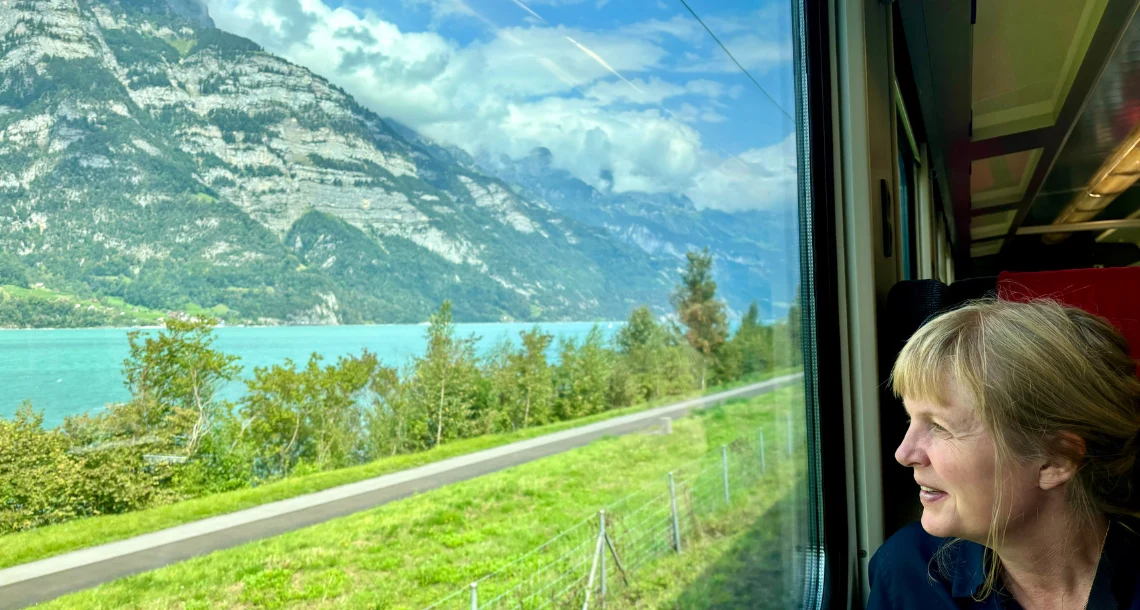 Bild på Susanna Elfors på tåg