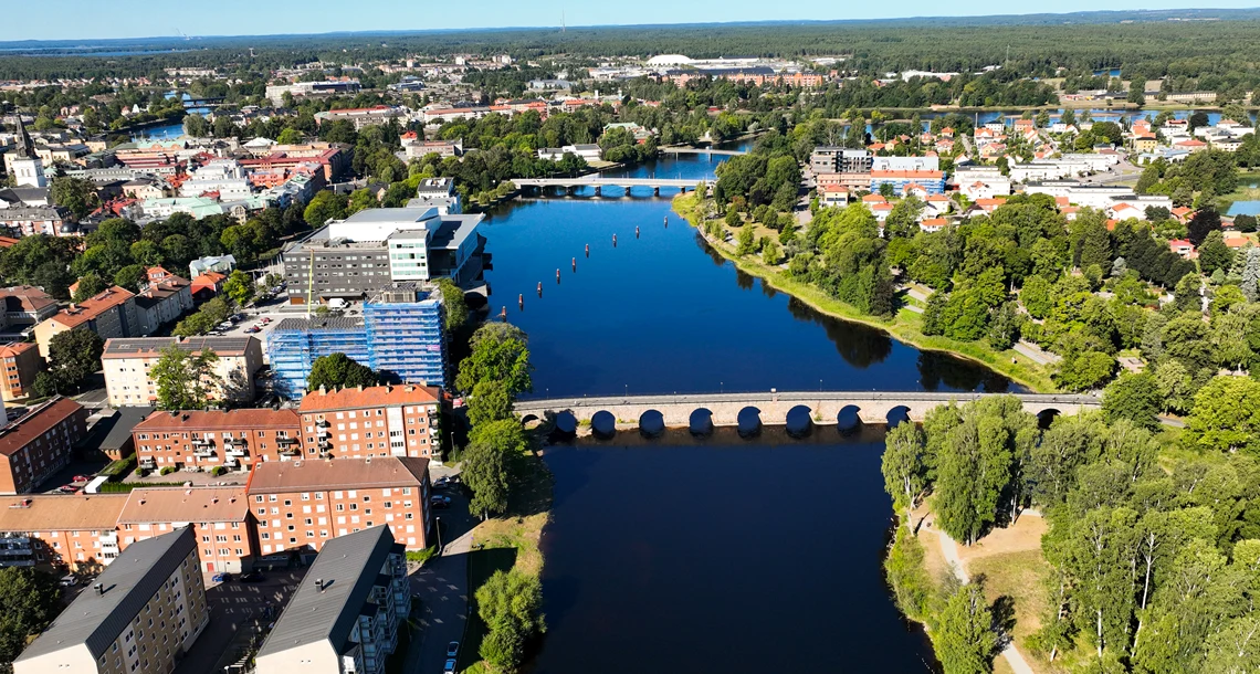 Drönarfotografi på gamla stenbron i Karlstad