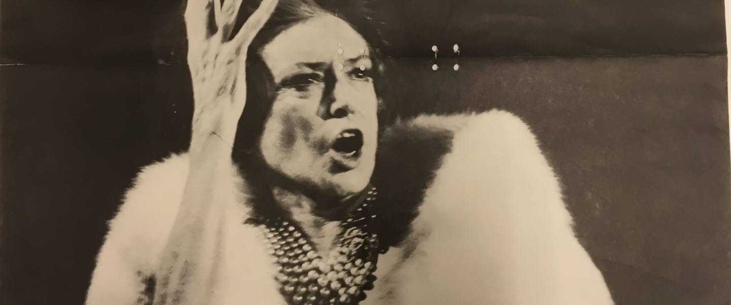 Zarah Leander. Beskuren bild av affisch för avskedsturnén 1974