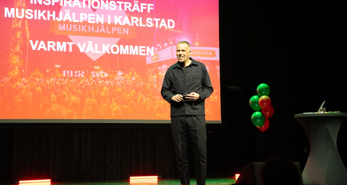 Studiomikrofon i Musikhjälpen-buren.