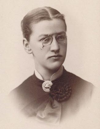 Porträttfoto av Alma Andersson, grundare av Nya Åkeriet på 1800-talet