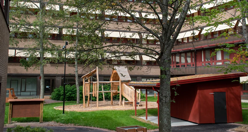 Karolina förskola lekplats