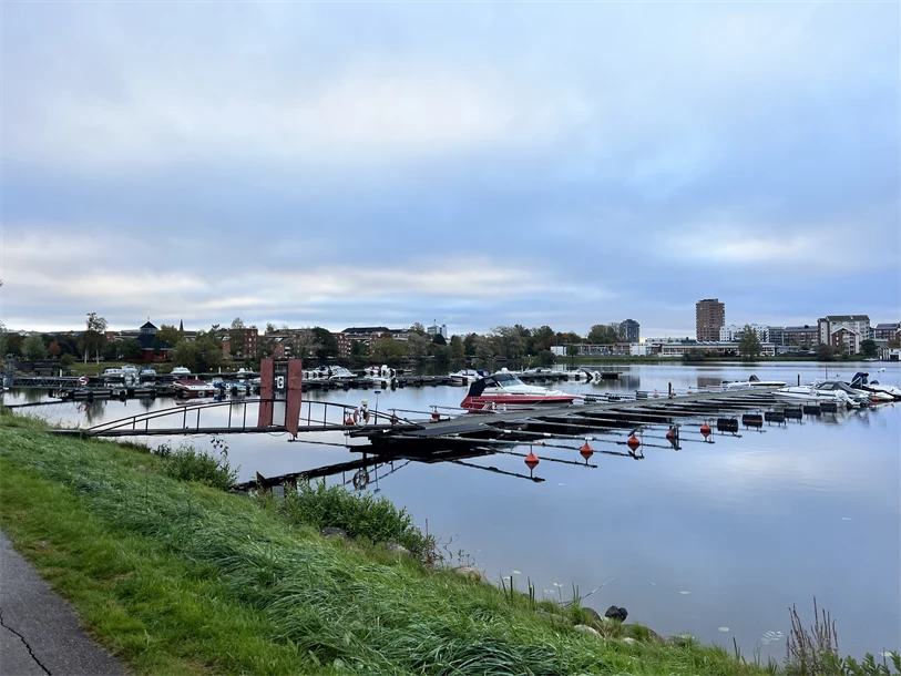 Bild på hamnområdet i Mariebergsviken