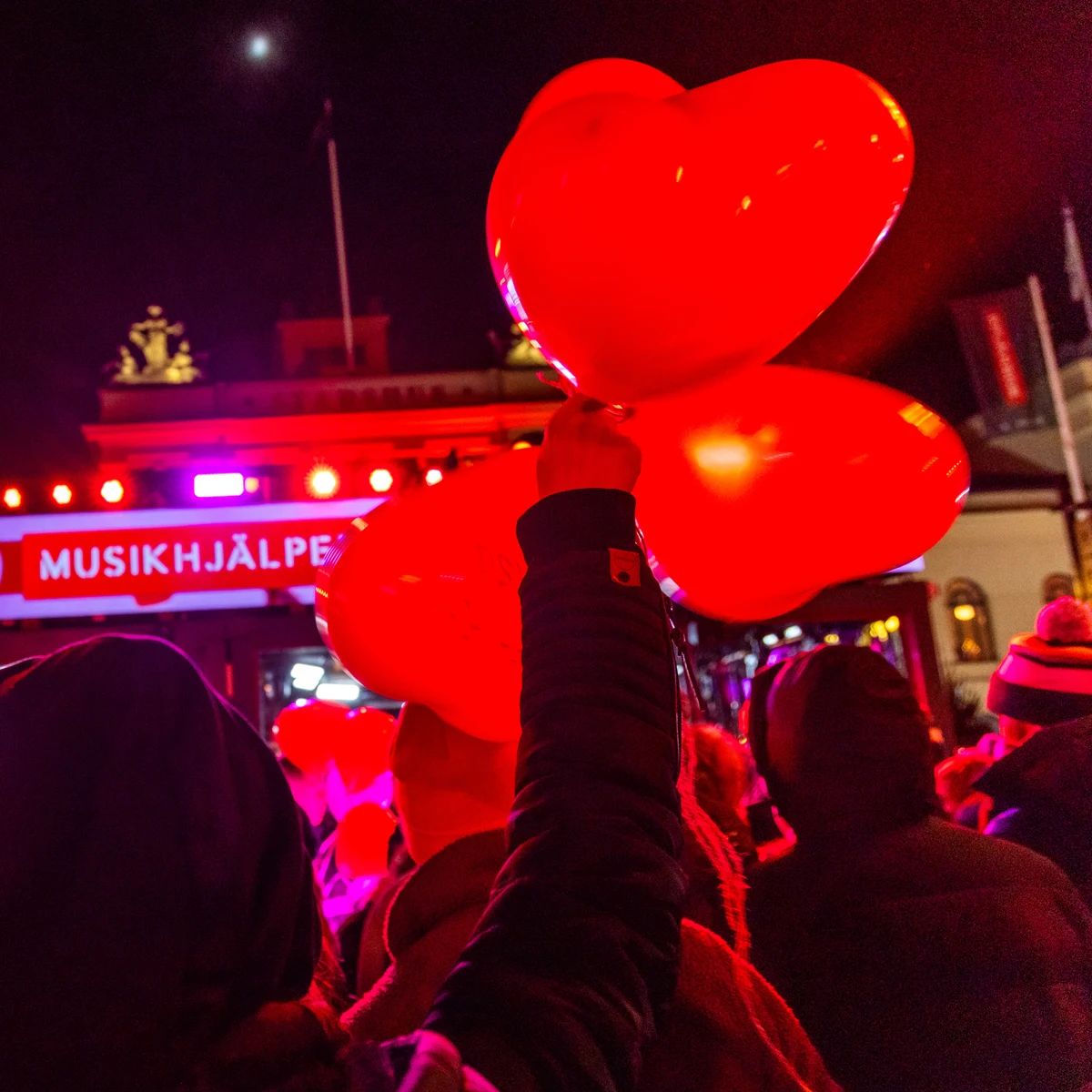Folkhav vid Musikhjälpen.