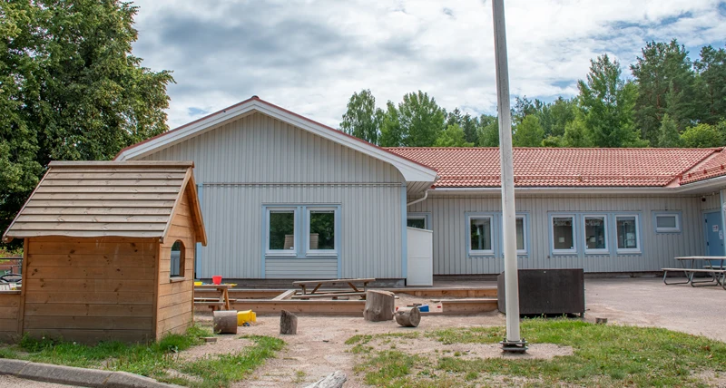 Bullerbyns förskola bakgården